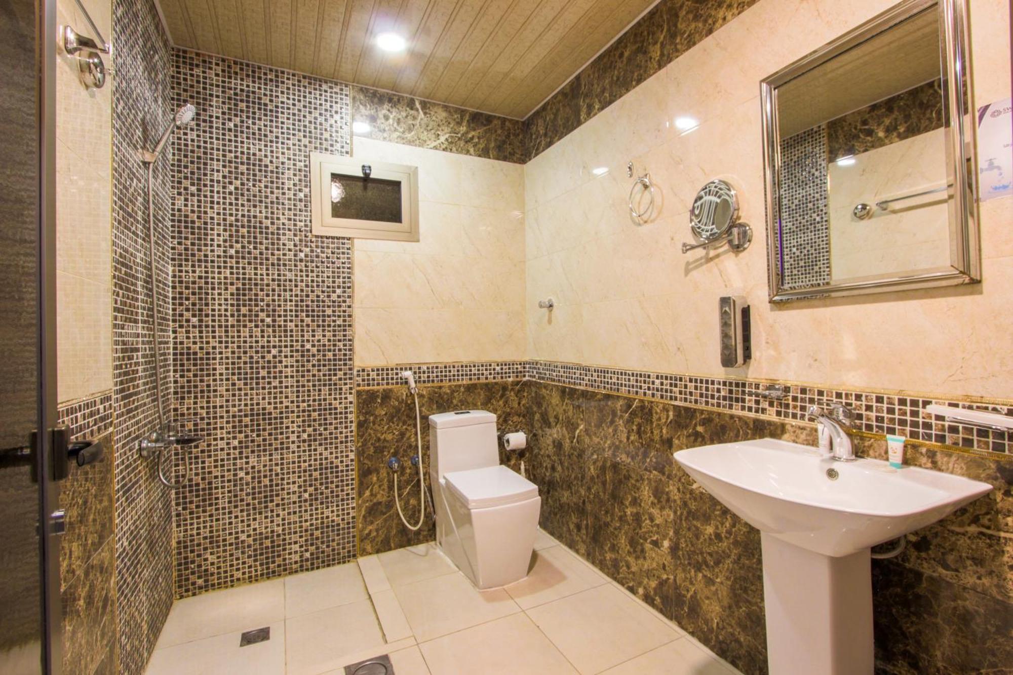 Swat Hotel Apartments Дамам Екстериор снимка